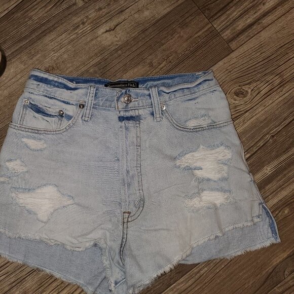Abercrombie & Fitch High Rise Short Shorts 😍😍😍 - Picture 2 of 10
